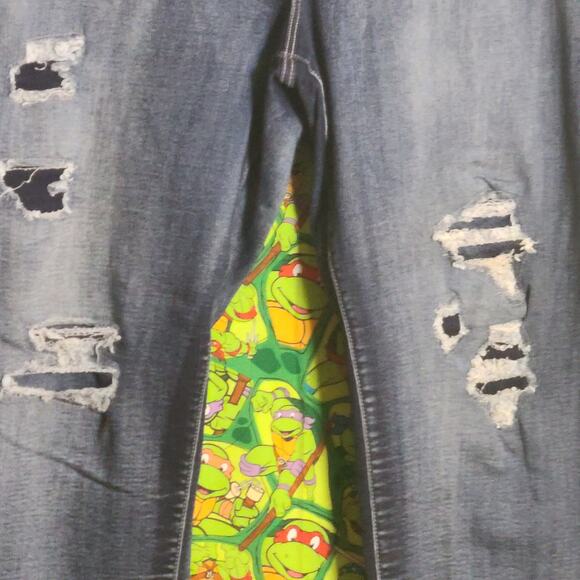 WOMEN'S Maurices WITH HOLE ON THE Legs size 24 regular. - Picture 2 of 10